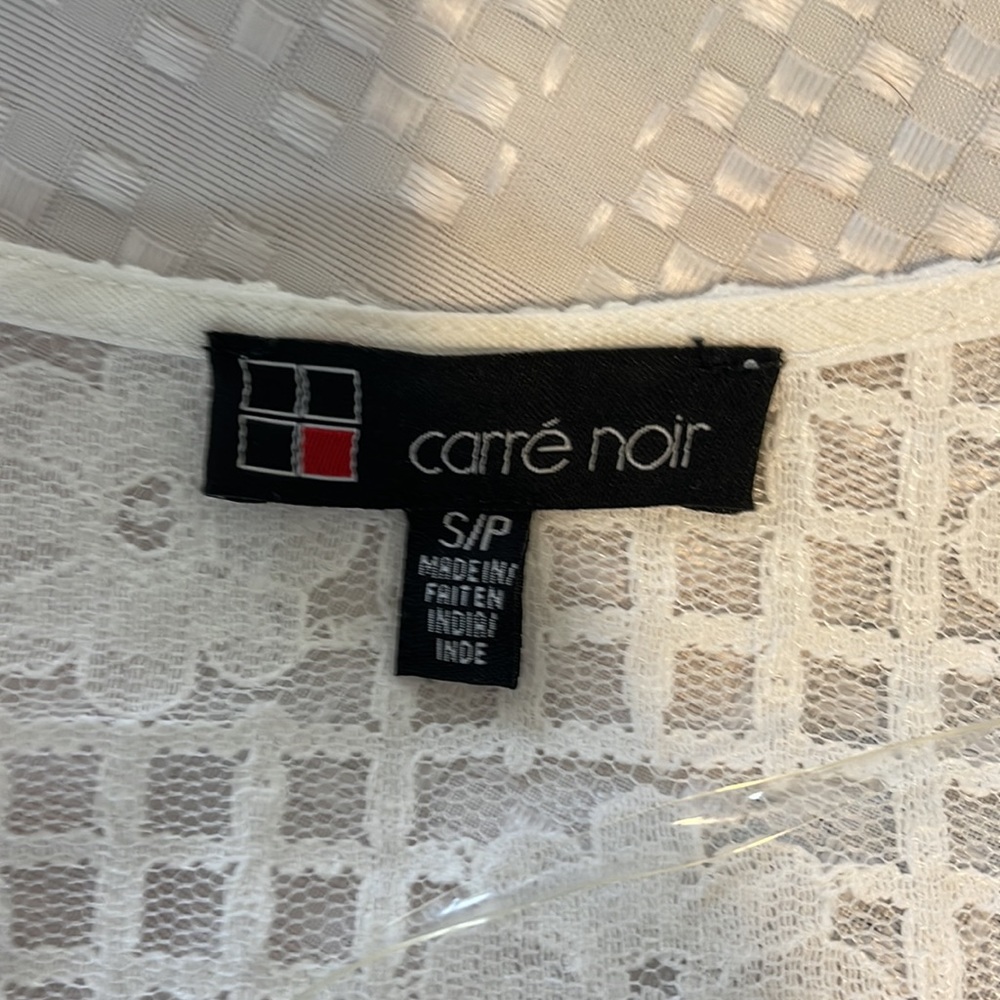 🌸Carre noir linen swimsuit coverup with 3/4 sleeves - Picture 6 of 10